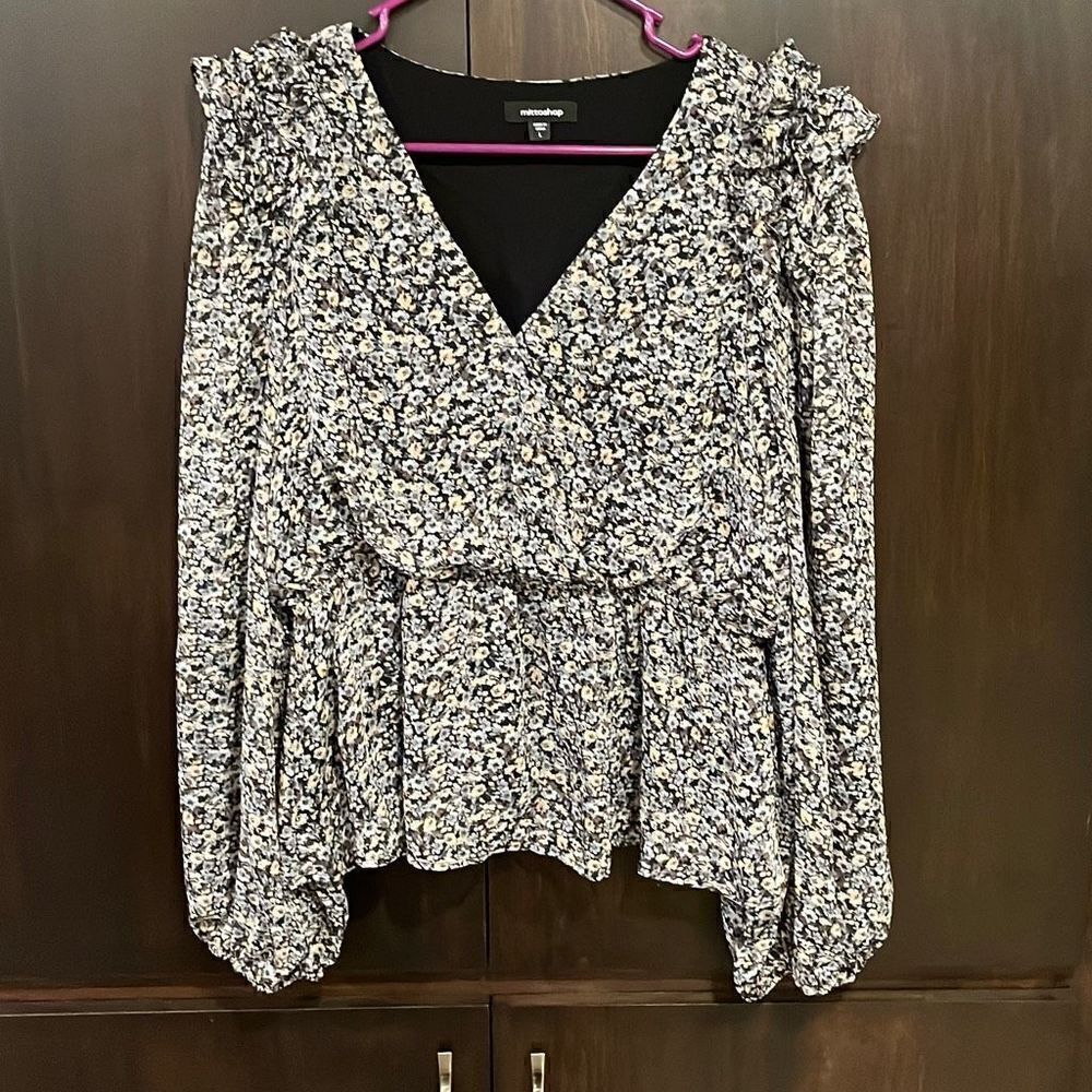 Mittoshop Floral Print Ruffle Sleeve Top